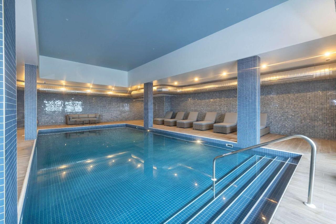 Tower & Conference Centre, Ascend Collection Hotel 5*